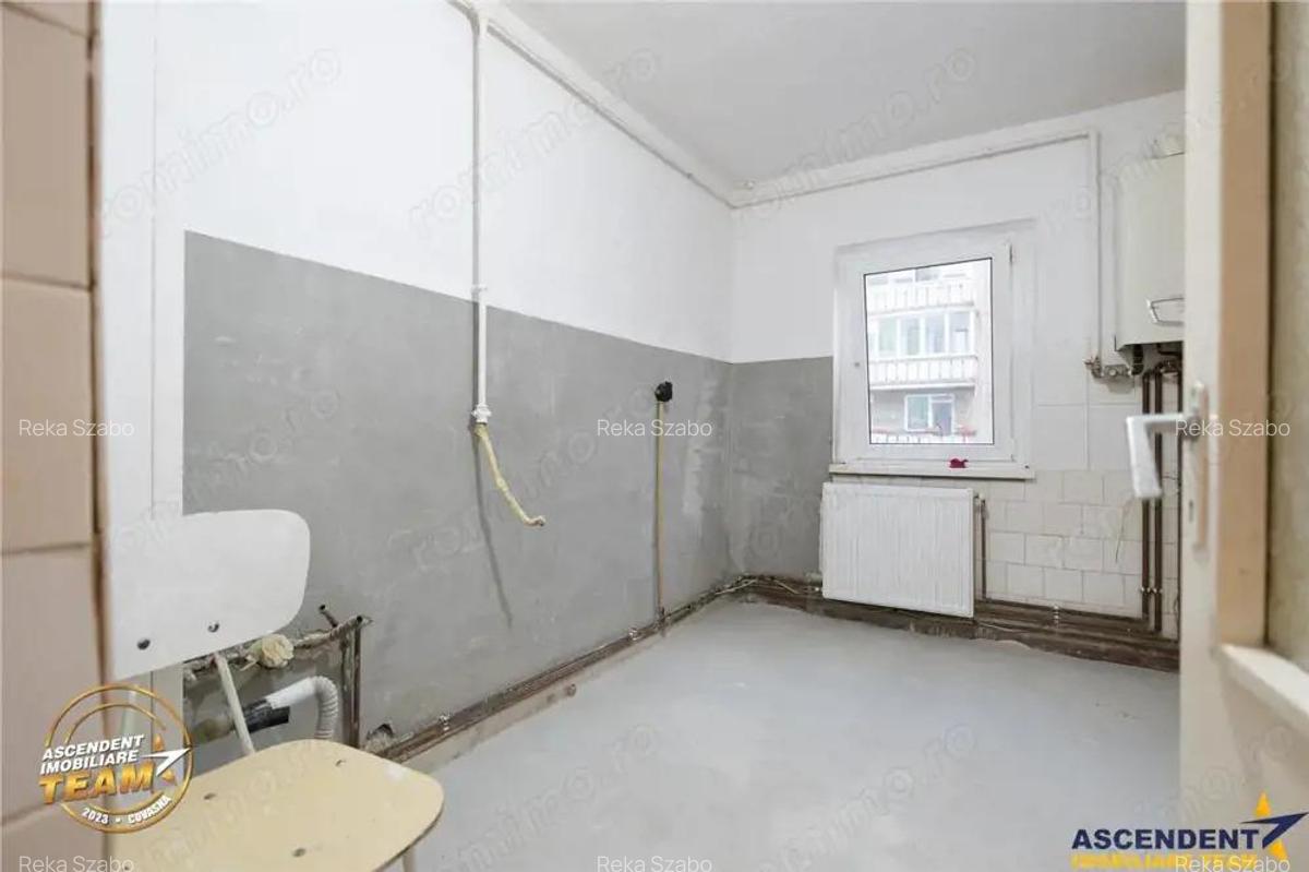 Film! Rezidenta personalizabila, etaj1, cu balcon,Targu Secuiesc, Covasna - 10