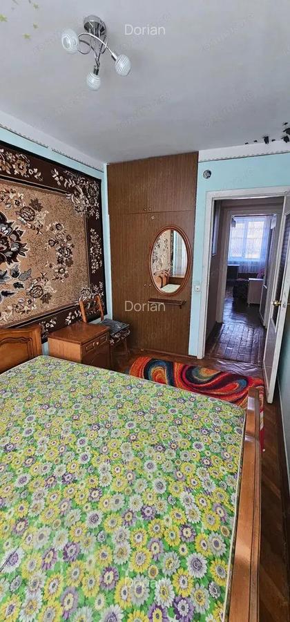 Ofer spre vanzare apartament cu 3 camere in zona Nicolae - 5