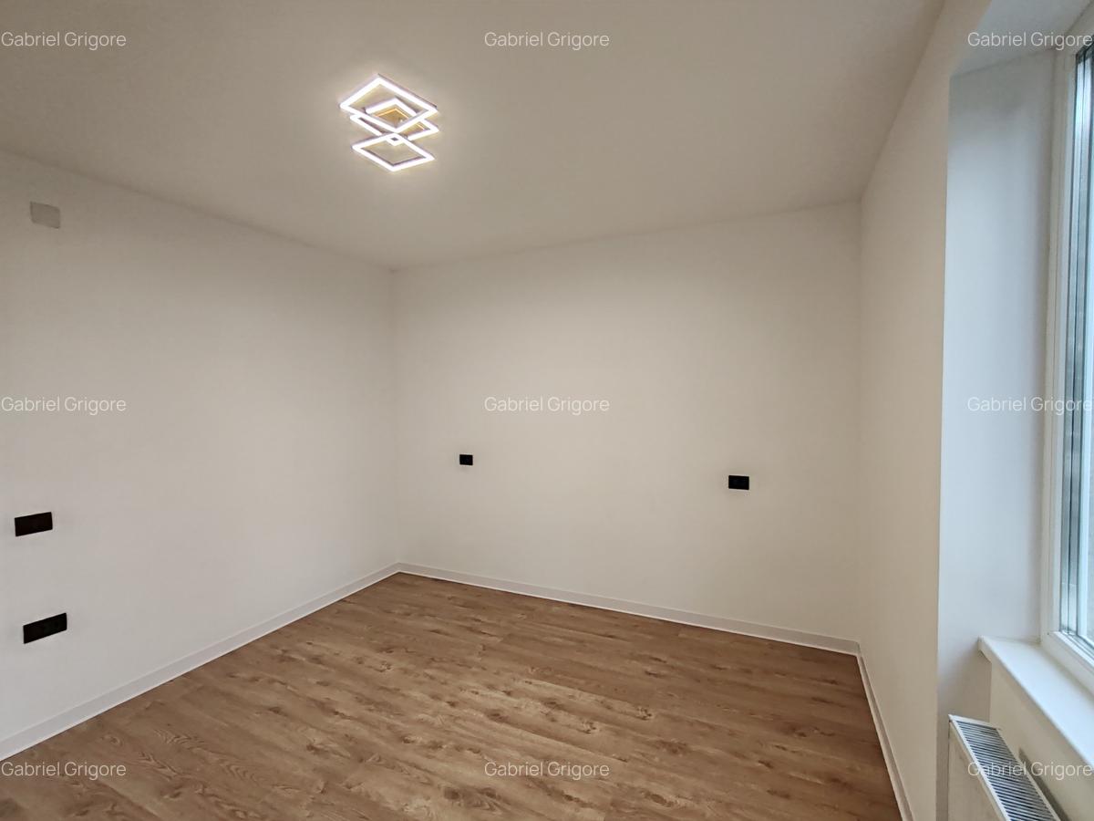 Apartament 2 camere liber la vanzare, recent renovat intrare Tractorul - 5