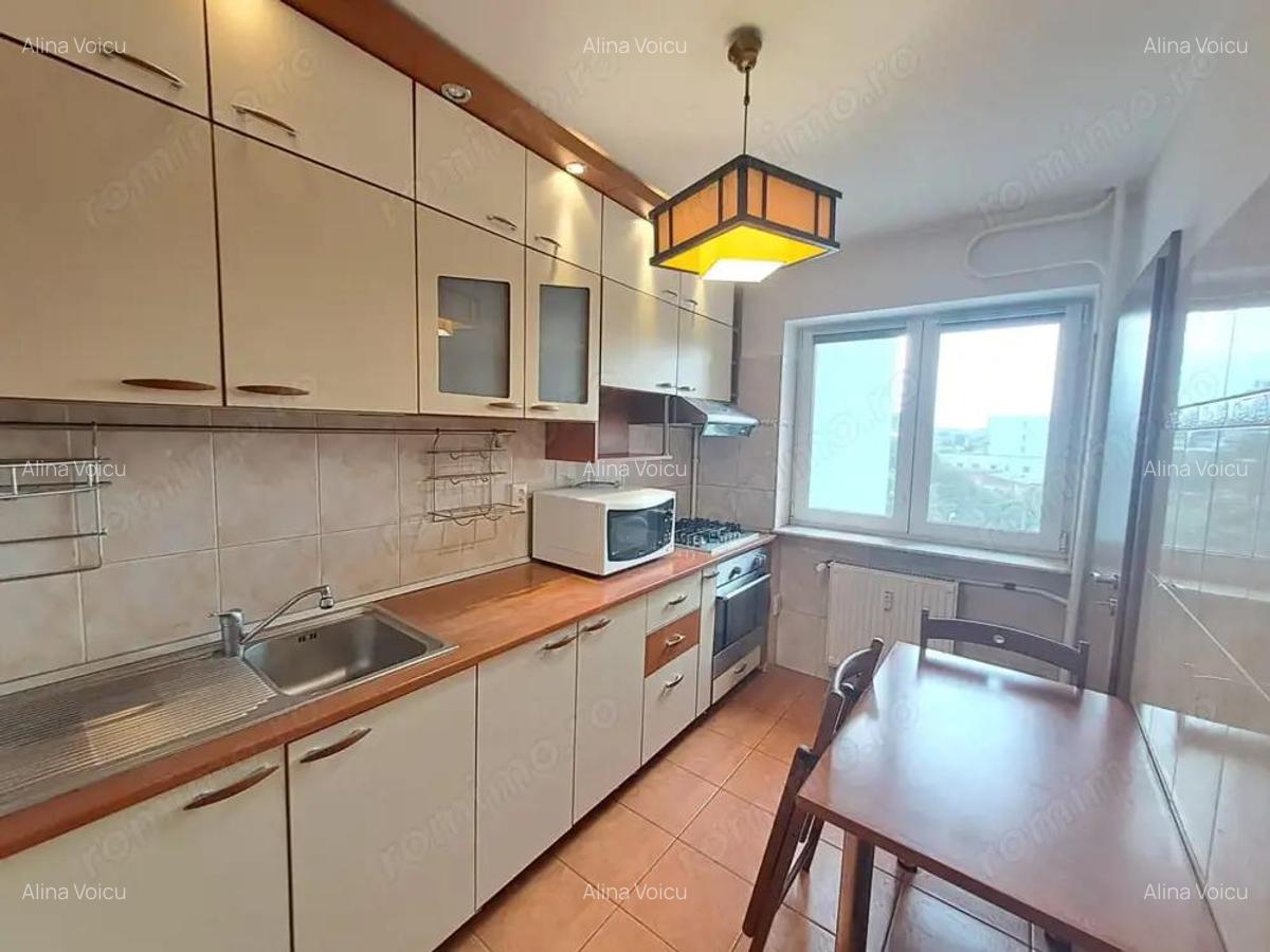 Apartament 3 camere Metrou 1 Mai - 13