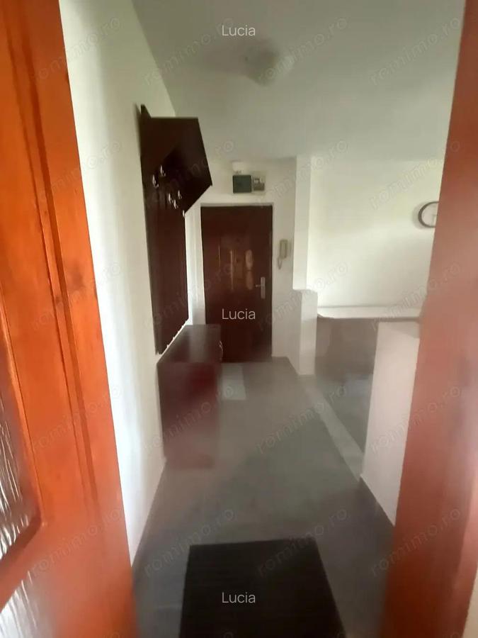 Apartament cu 2 camere centrala proprie Complexul Studentesc - 2