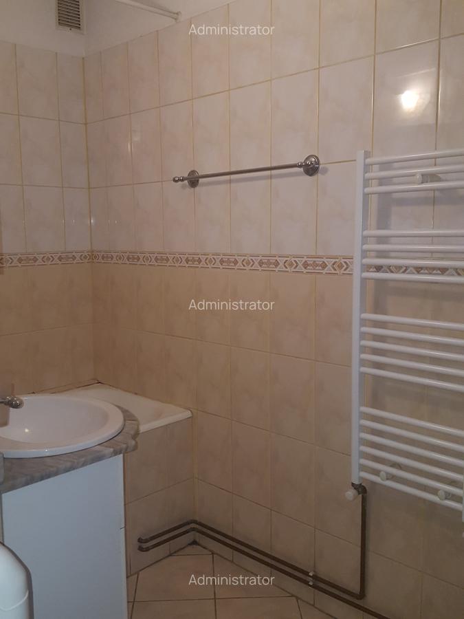 Garsonieră decomandată, mobilată în Lunei - 7