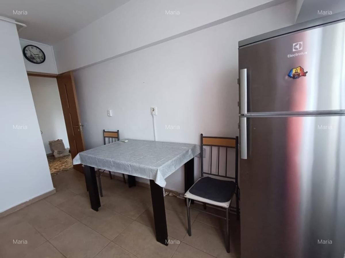 Apartament 2 camere, decomandat, Trocadero - 11
