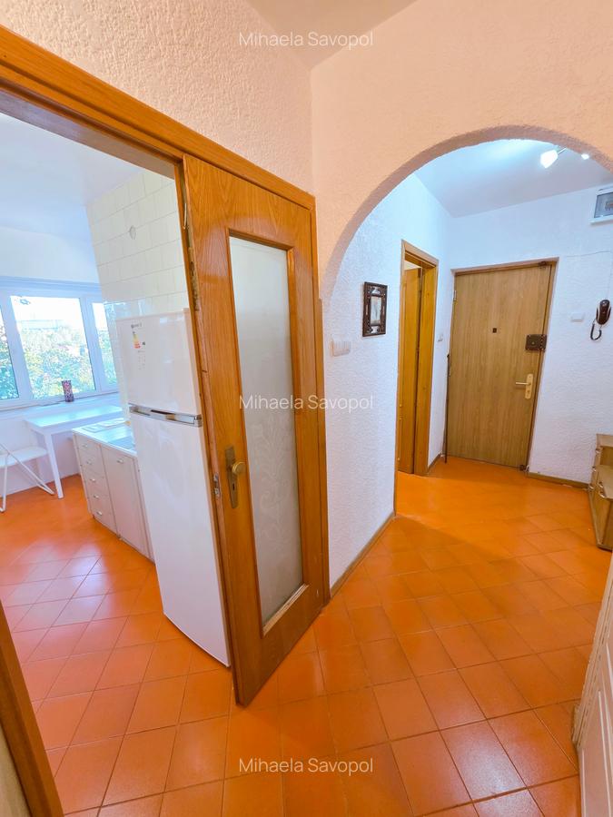 Garsoniera inchiriere Stirbei Voda bloc 1993 etajul 3/7 - 23