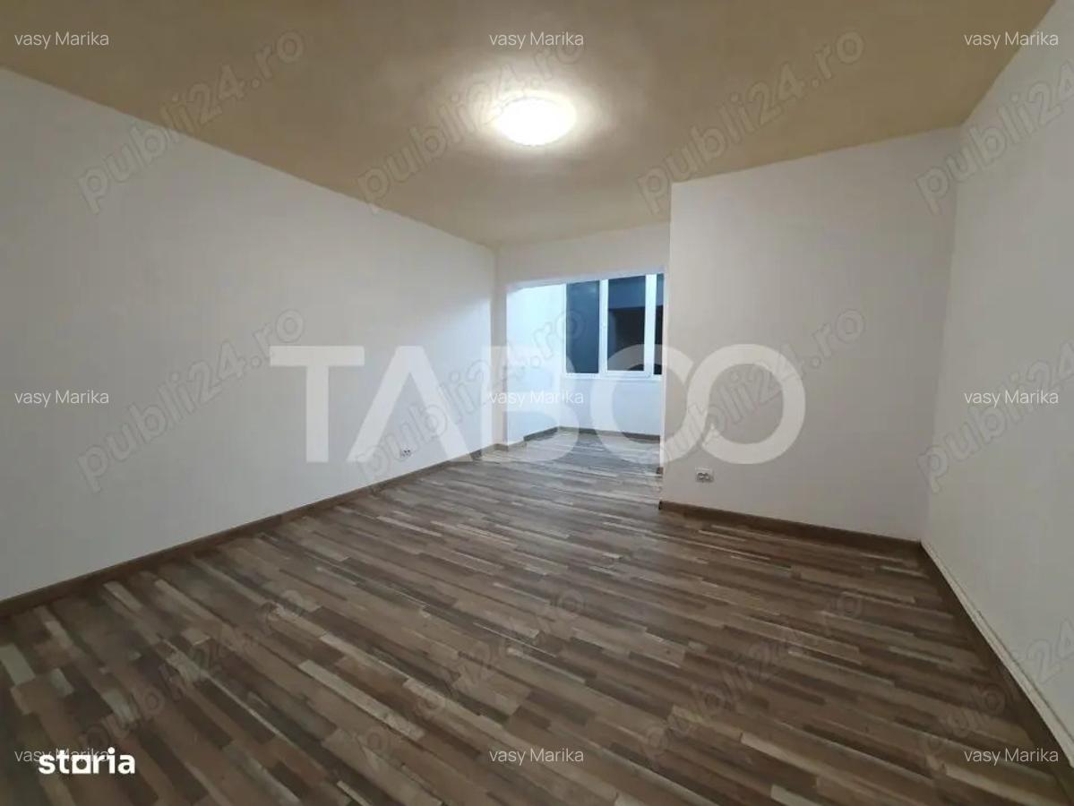 Garsoniera blocul turn C la parter - 1
