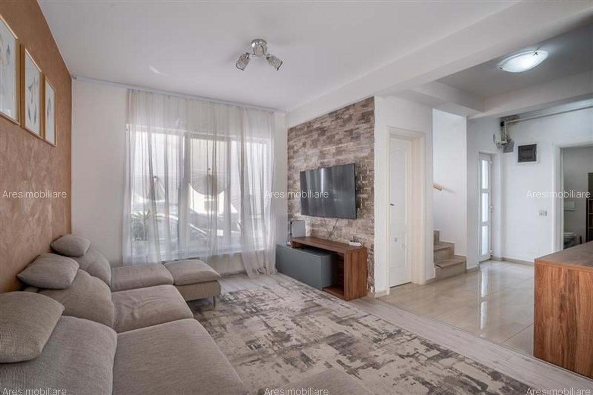 VILA INDIVIDUALA LIPITA INSIRUITA,4 CAMERE,112 MP,TEREN 159 MP - 2