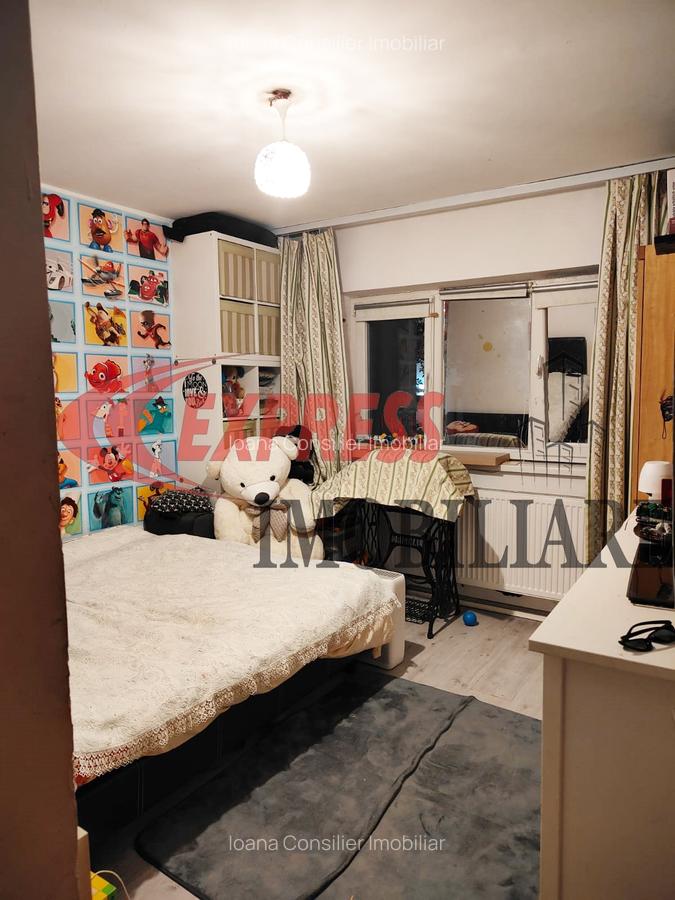 Dristor, Ramnicu Sarat, Piata - 4