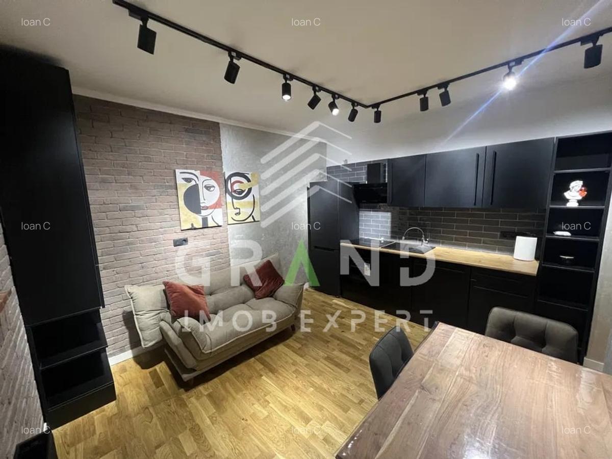 Apartament cu 2 camere semidecomandat, mobilat în Central - 1