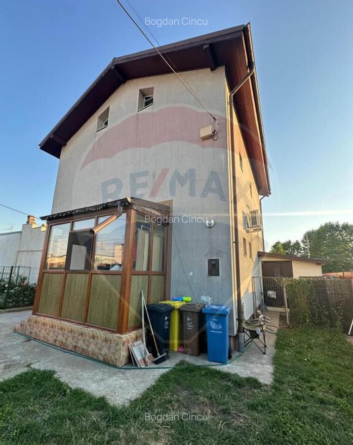 Casa individuala cu 5 camere si Pod in zona Andronache - 1