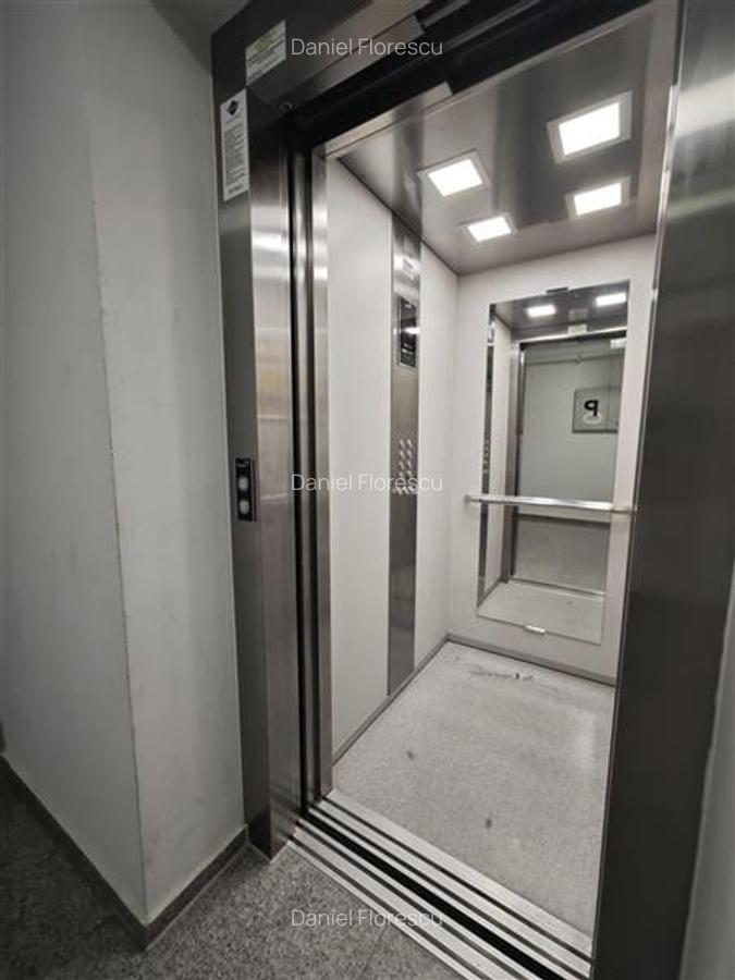 Vanzare apartament 3 camere, Avantgarden, etaj 6/6, parcare - 10