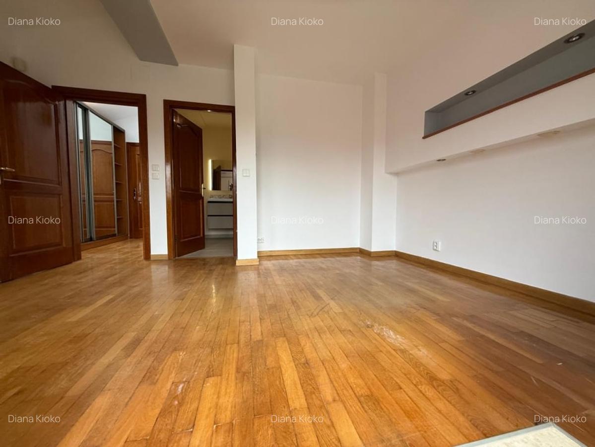 De inchiriat Vila 6 camere Baneasa Ion Ionescu de la Brad Plan Secund - 11