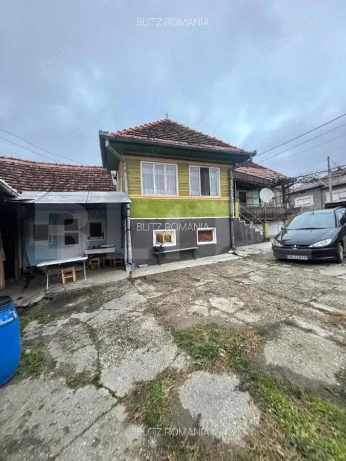 Casa tradi?ionala batraneasca in Galatii Bistri?ei, cu teren generos ?i anexe - 13