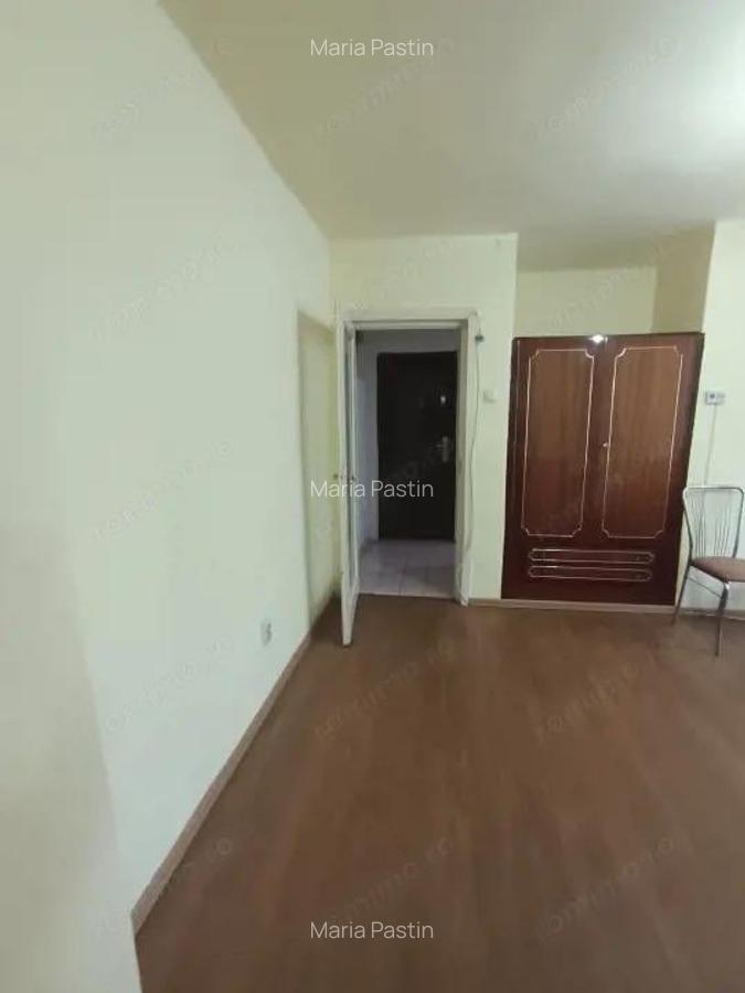 Vanzare apartament 2 camere Targoviste-in apropiere de Bd Castanilor - 1