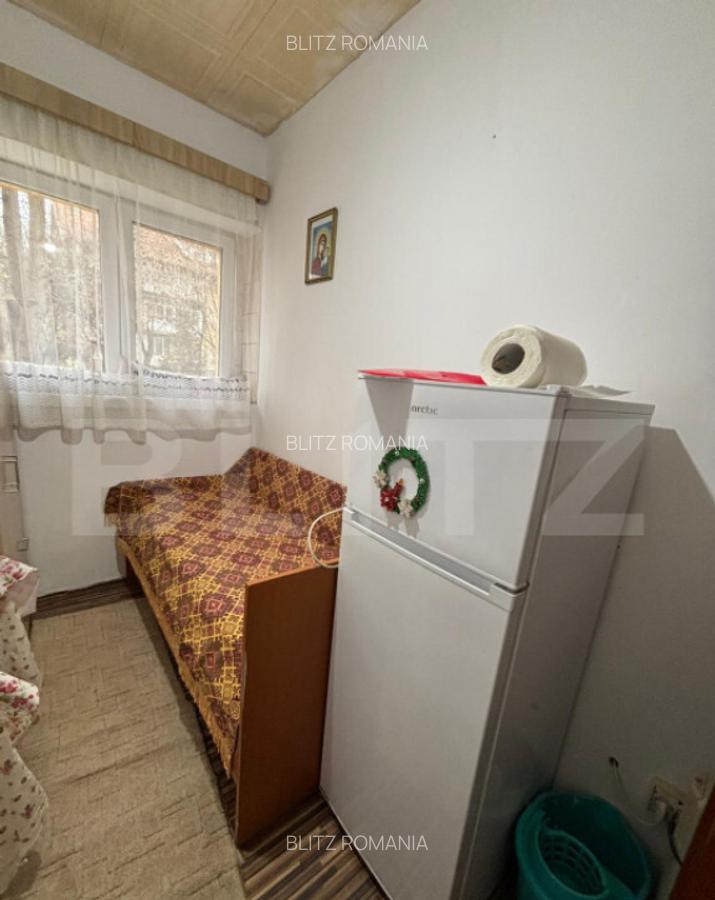 Camera de camin de vanzare cu baie propie, parter - ?te - 1