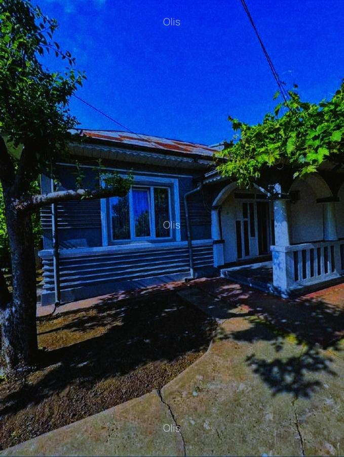 CASĂ de VÂNZARE,  în Tecuci * - 1