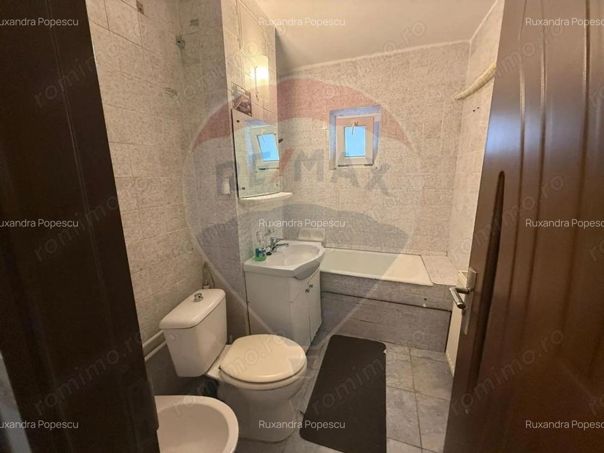 Apartament cu 2 camere de inchiriat in zona 1 Mai - 4