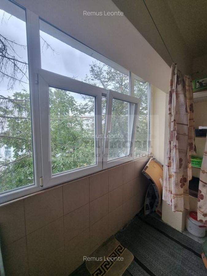 Apartament 4 camere, decomandat, 92.28 mp utili - Dacia - etaj 2/4 - 10