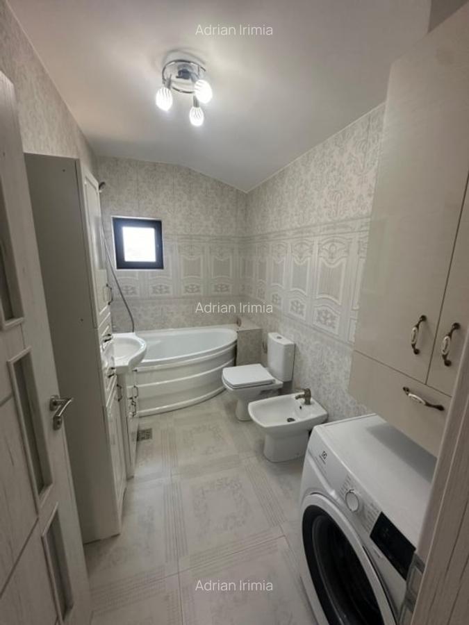 Apartament cu 3 camere decomandat în Vișani - 11