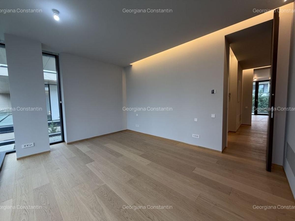 Vila cu finisaje si dotari PREMIUM moderna, individuala, garaj dublu - 10