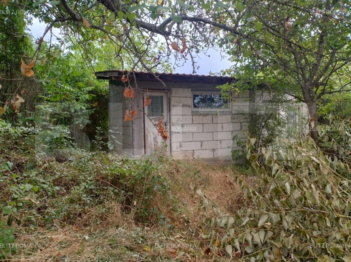 Casa Leamna de Jos, teren 1167mp, langa terenul de fotbal - 4