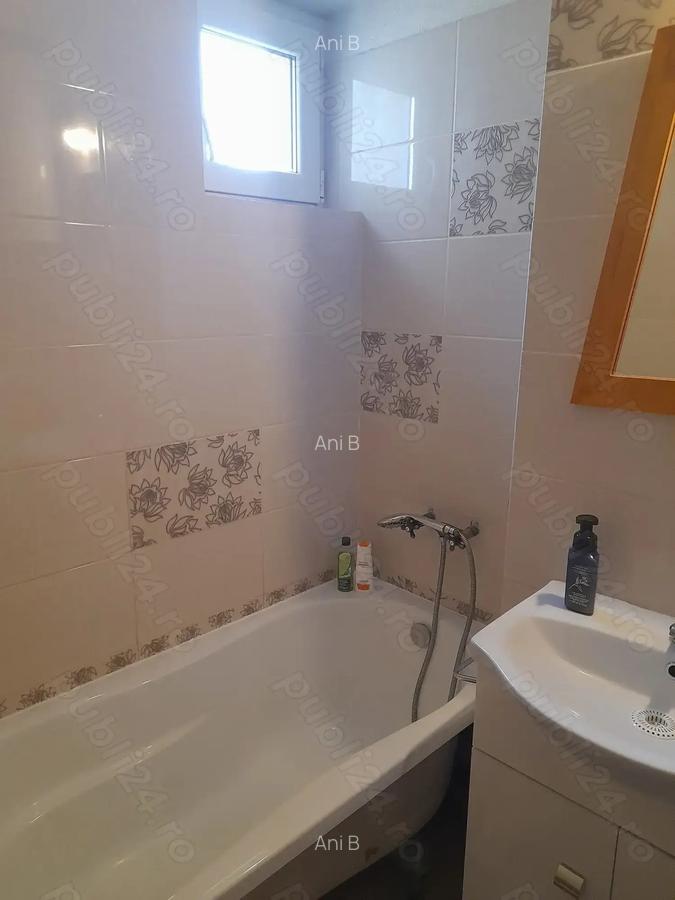 Vand apartament 4 camere Trivale - 3