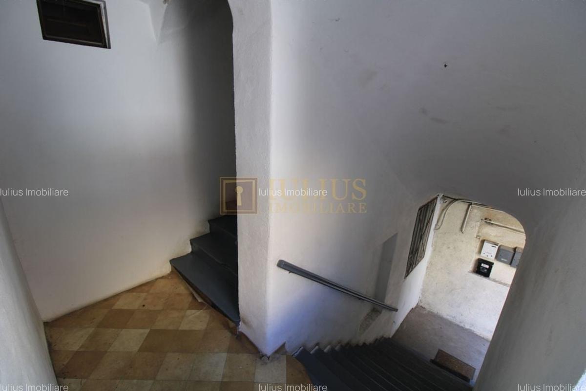 Piata Unirii/VASILE ALECSANDRI; ap 2 camere/et1 + incapere/parter + pivnita. - 9