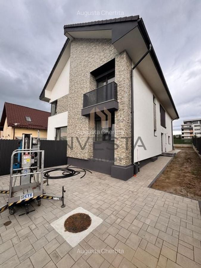 DUPLEX de vanzare | 180 mp + 320 mp curte | EUROPA - 1