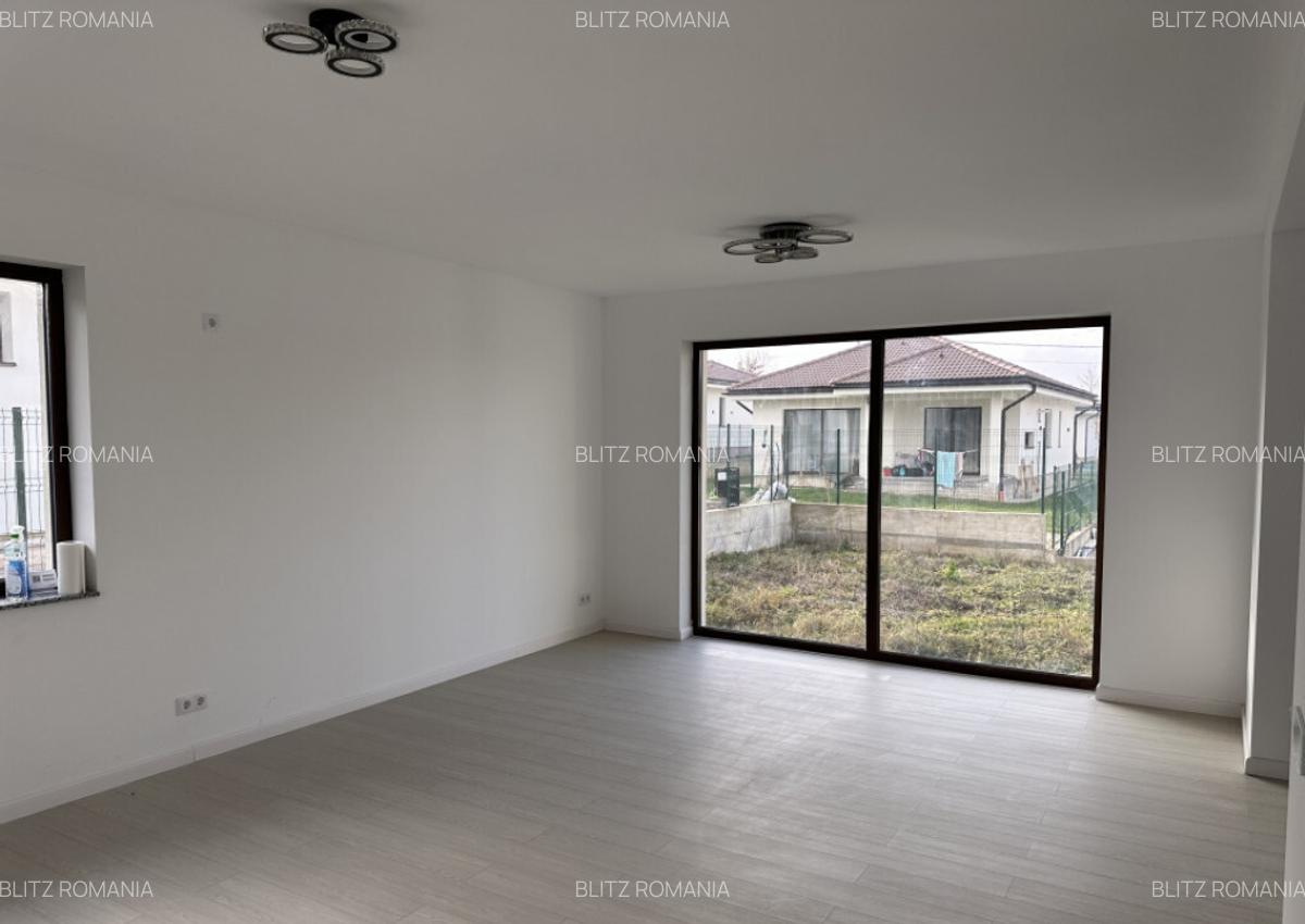 Casa Parter Finisata la Cheie, Living Luminos ?i Curte Ma - 16