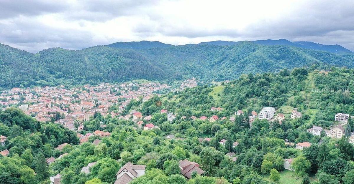 Teren Intravilan - Vedere Panoramica - 5