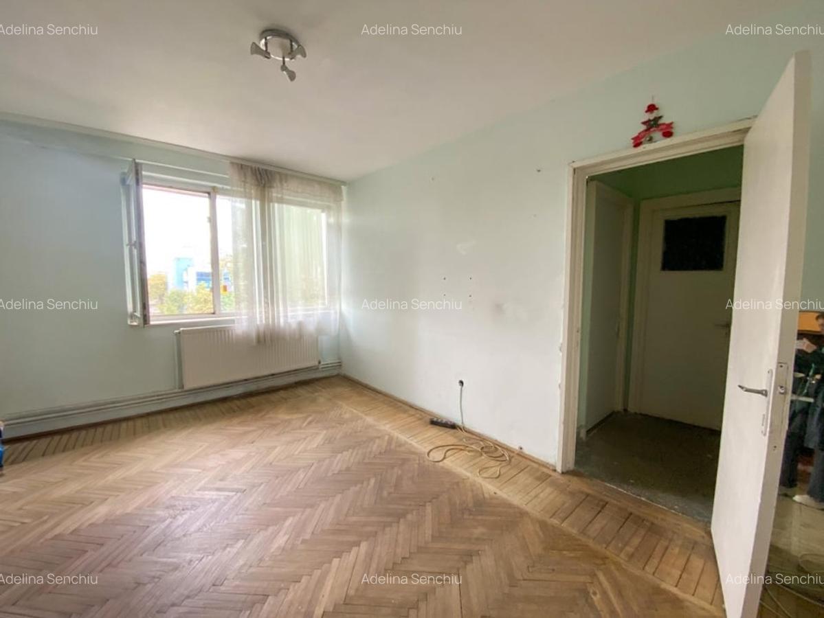 Apartament 4 camere - zona centrala - 4
