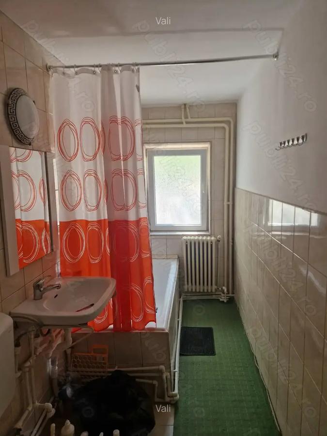 Persoana fizica inchiriez apartament cu o camera - 4