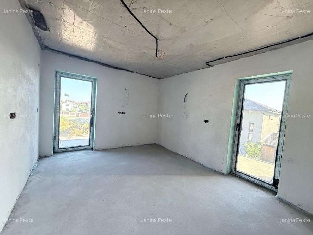 Vanzare  - Casa- Vila - Prelungirea Ghencea - Gladiolelor - teren 572mp - 330000 - 17