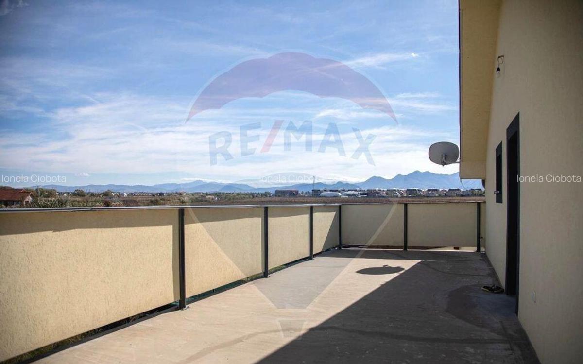 Casa / Vila de vanzare Sanpetru, jude?ul Bra?ov - 4