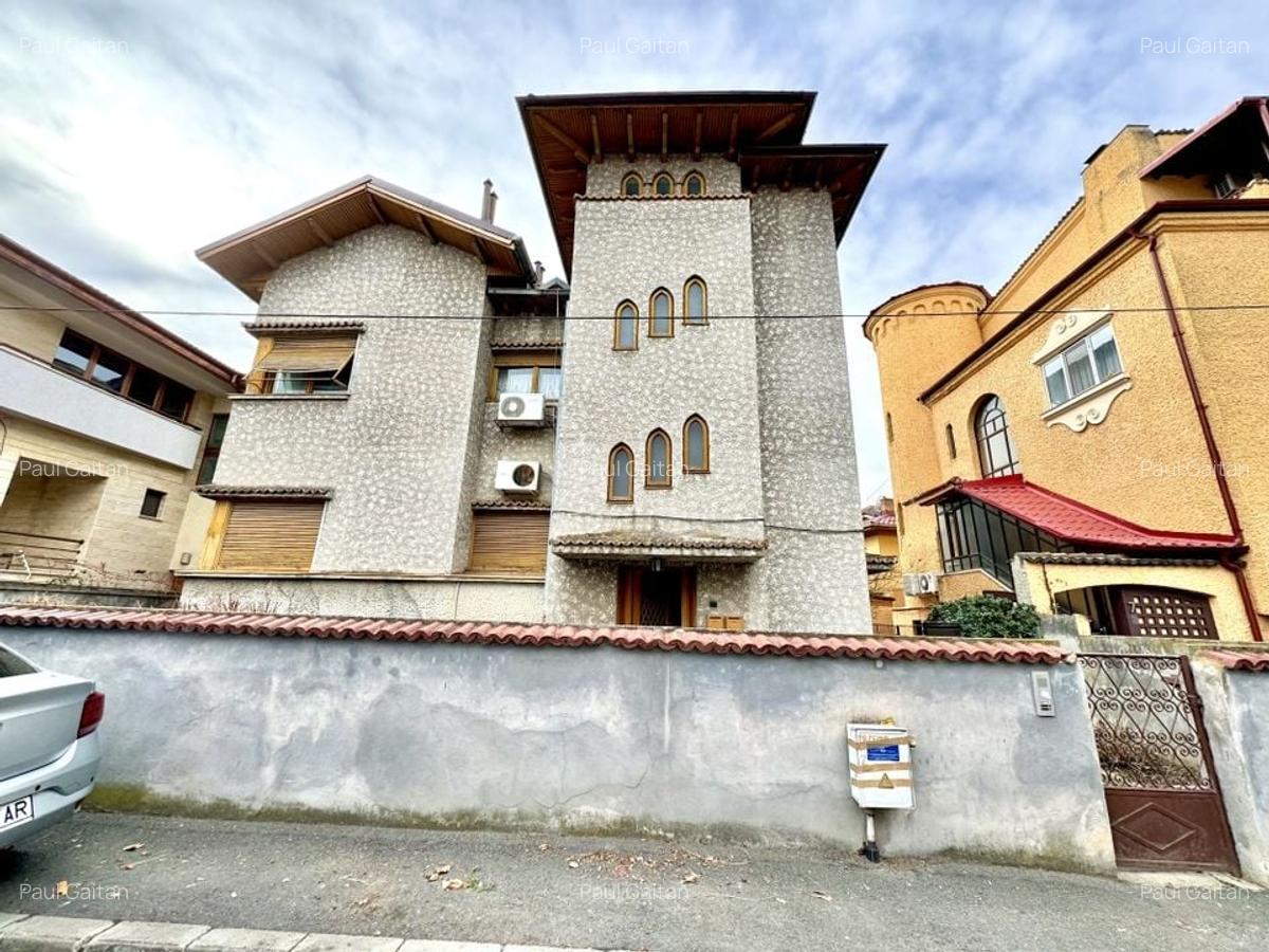 Vila Primaverii 300 mp utili teren 250 mp - 2