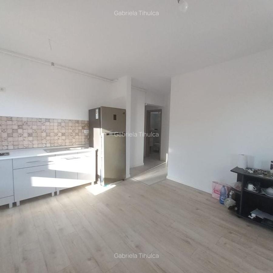 Apartament 2 Camere Metrou Aparatorii Patriei mobilatcu terasă parcare - 8