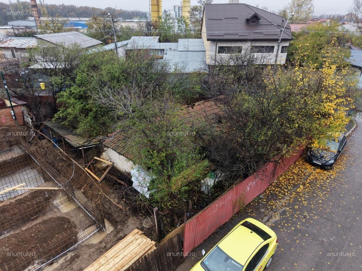 Andronache casa si teren 299 mp cu deschidere la doua strazi - 7