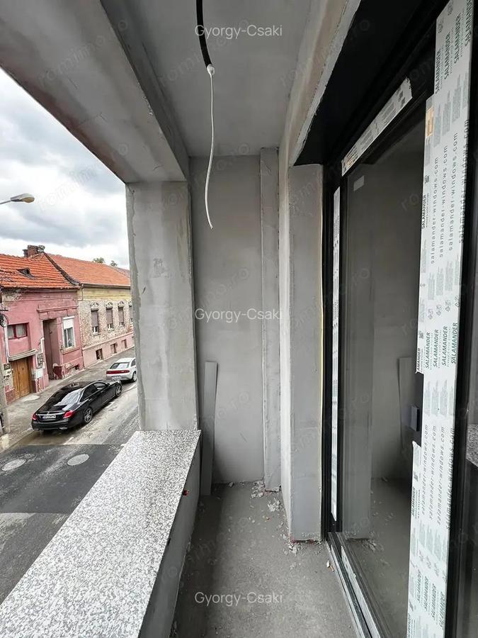 Apartament nou cu 3 camere in inima orasului - IMOBIHOR - 2