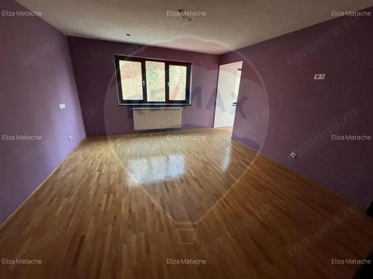 Vila de vanzare in zona Central Campulung-Muscel - 8