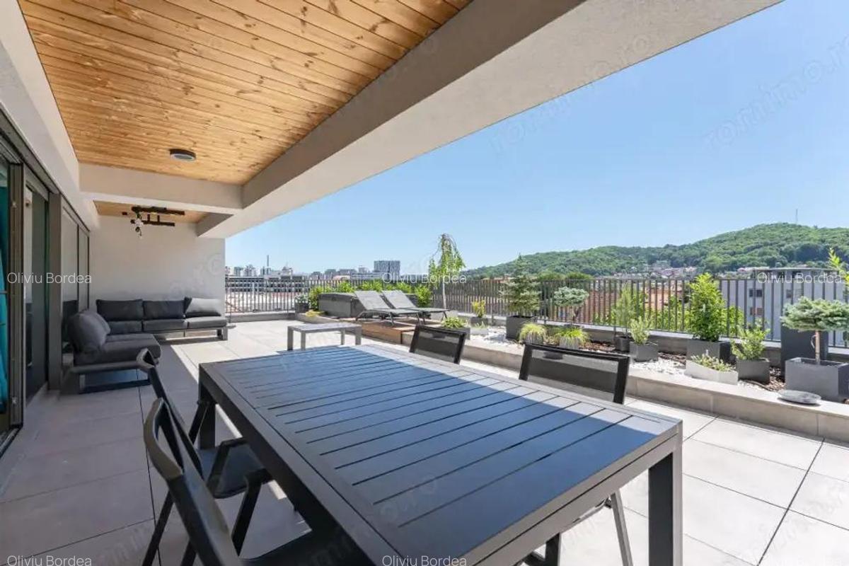 TRAIE?TE LUXUL PENTHOUSE UNIC CU VEDERE SPRE TAMPA - 18