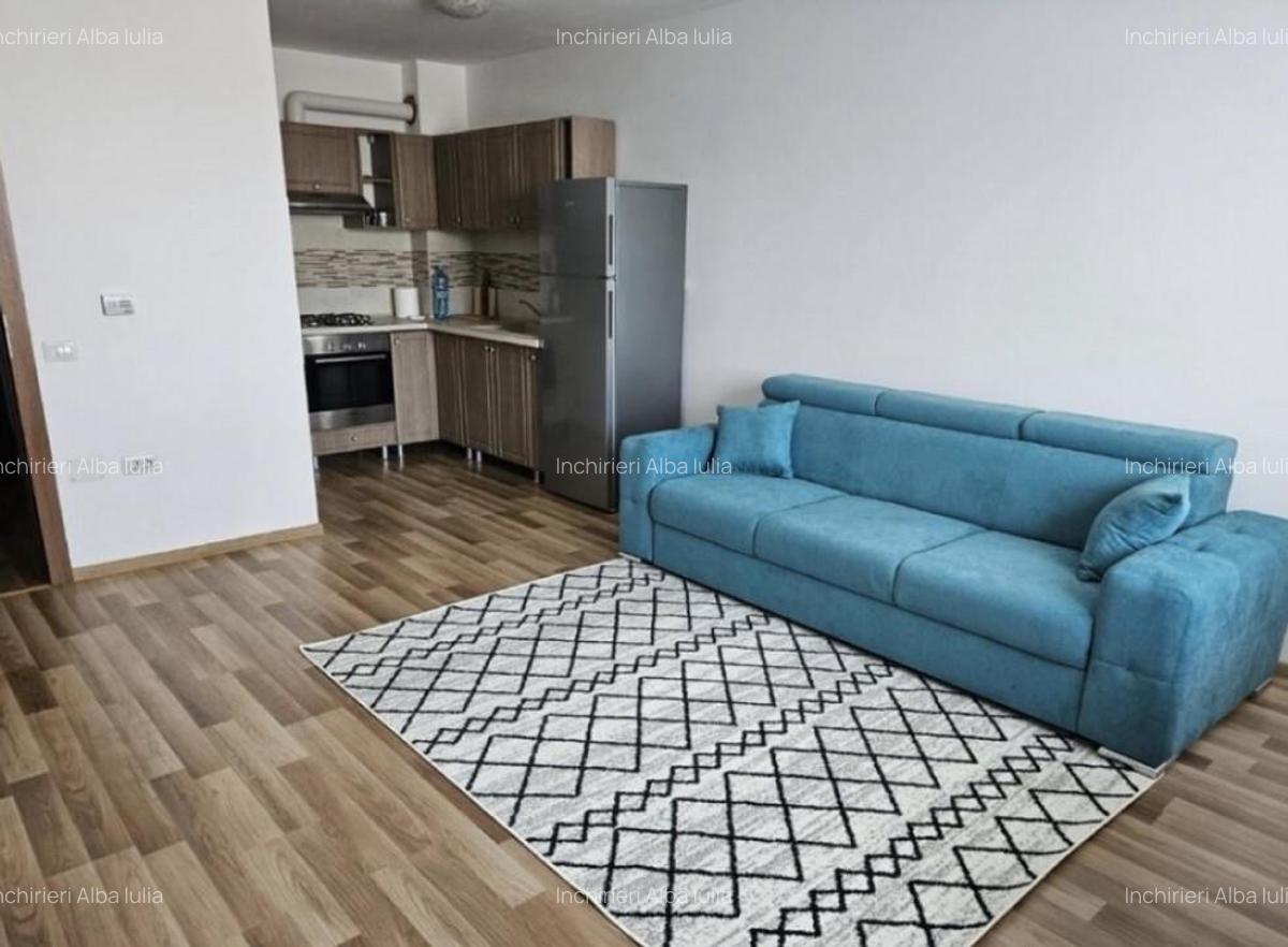 Apartament cu 2 camere, bloc nou, Centru - 2