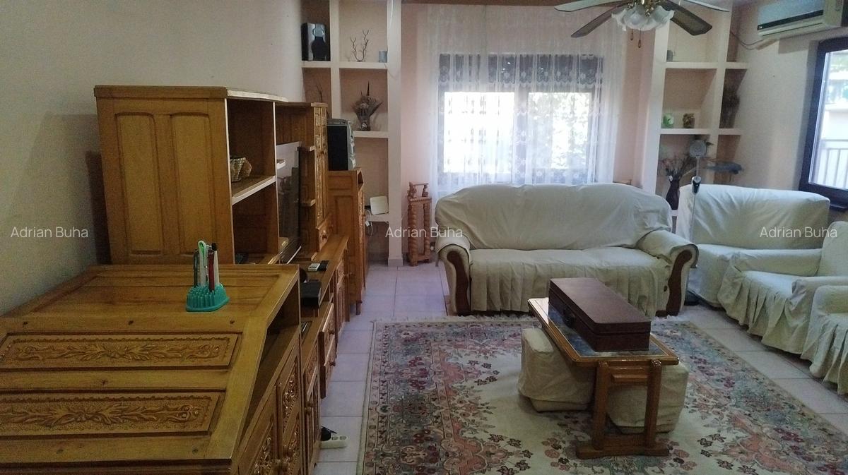 Casă cu 9 camere în Tomis II - 8