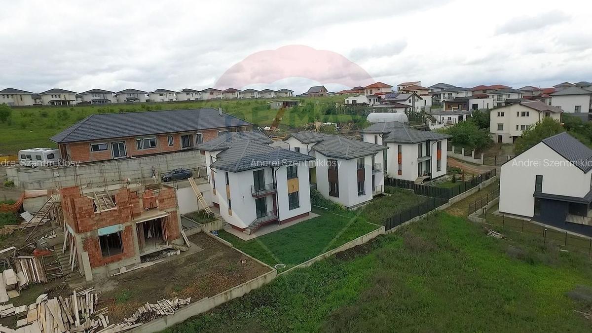 Casa individuala, arhitectura moderna, compartimentare superba, com 0 - 12