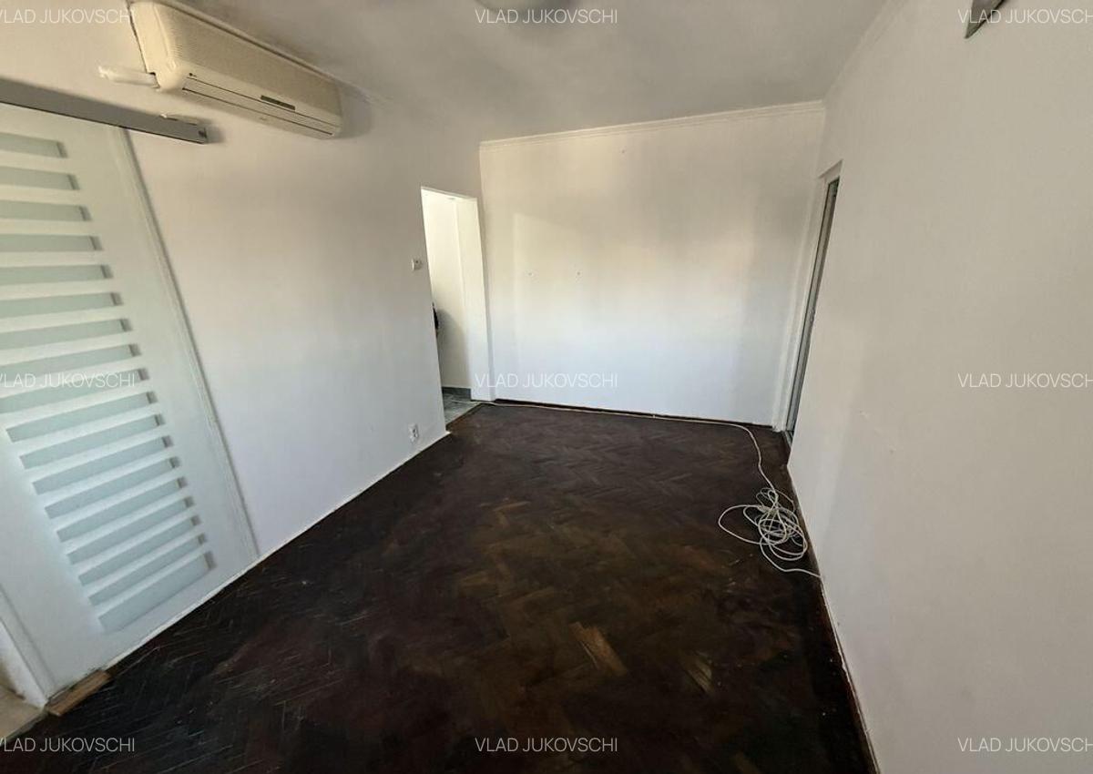 Apartament 3 camere zona Bratianu - 1