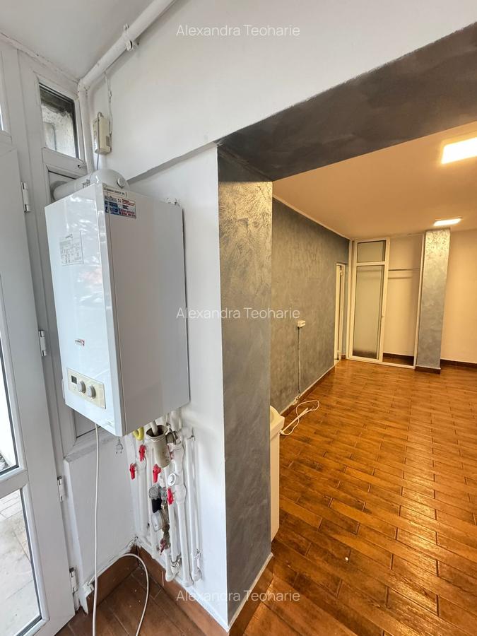 Spatiu stradal, 50 mp, zona Anda - 8