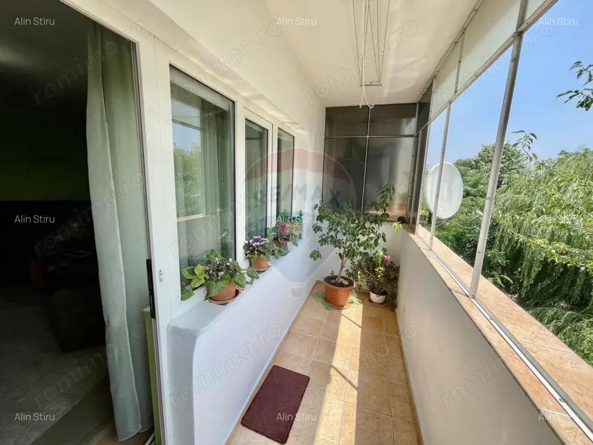 Apartament 3 camere Zona Poienita - 3