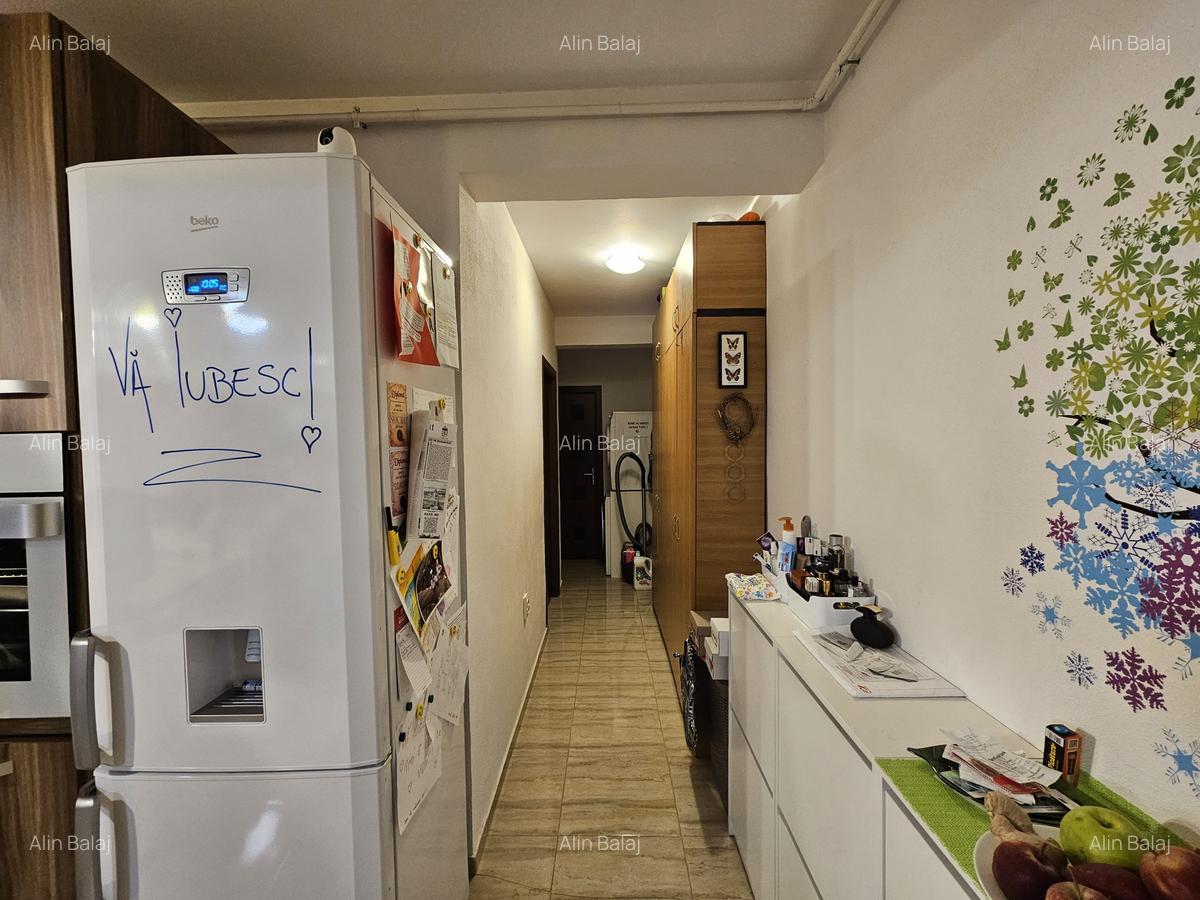 Apartament 3 camere, etajul 5, Mansardă, zona Lipovei, mobilat, comision 0% - 20