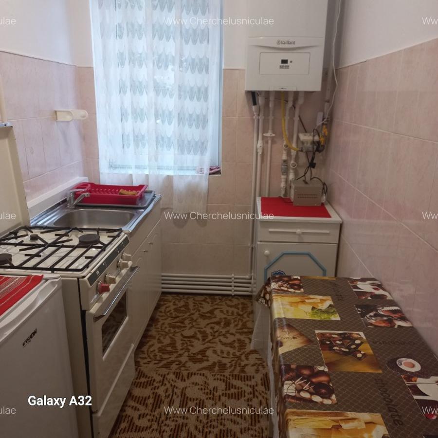 Inchiriez ap.2 camere - 4 Inchiriez ap.2 camere - 4