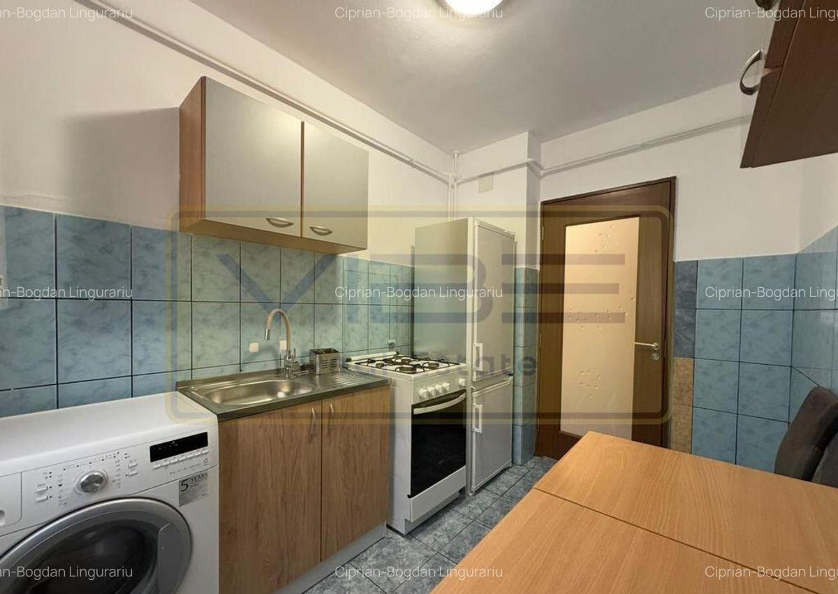 Apartament 2 camere Podu Ros - 10 min Palas Mall - 12