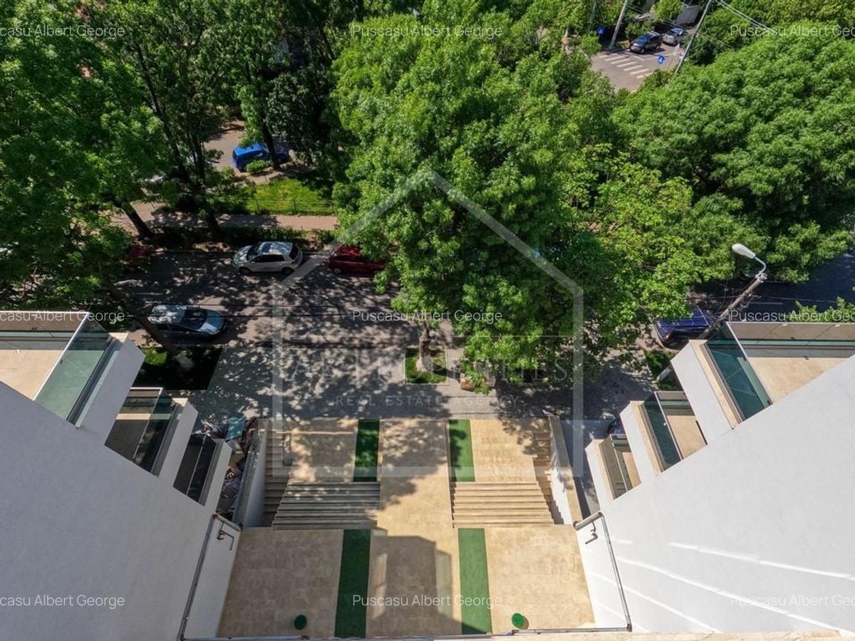 Apartament cu 4 camere decomandat în Băneasa - 14