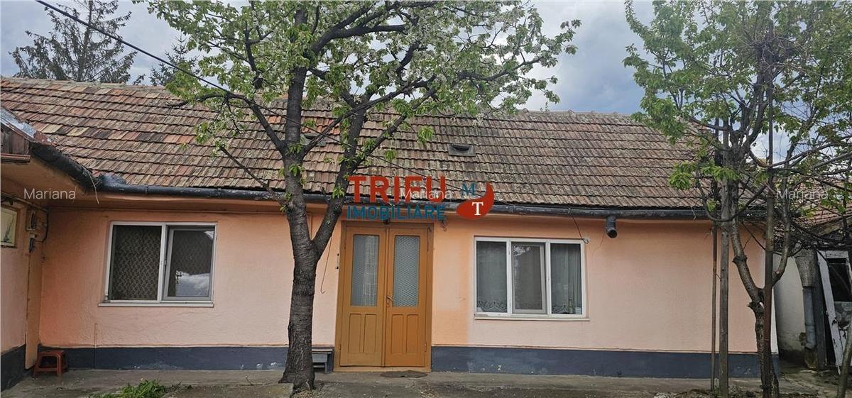 Casa de vanzare in Centru pretabila pentru demolare - 2